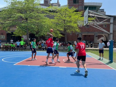 LINE_ALBUM_111學年度九年級三對三籃球賽-1120525-26_230605_16_0